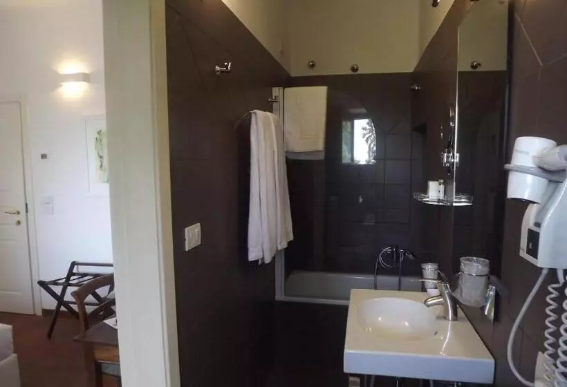 エコノミールーム, Villa I Barronci Resort & Spa