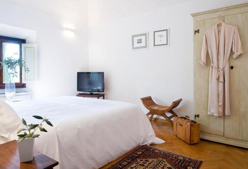 סוויטה, Villa I Barronci Resort & Spa