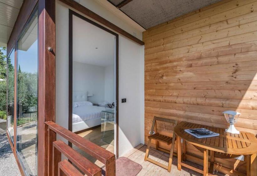 בקתת סופריור בת חדר 1, Villa I Barronci Resort & Spa