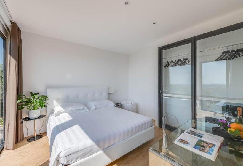 בקתת סופריור בת חדר 1, Villa I Barronci Resort & Spa