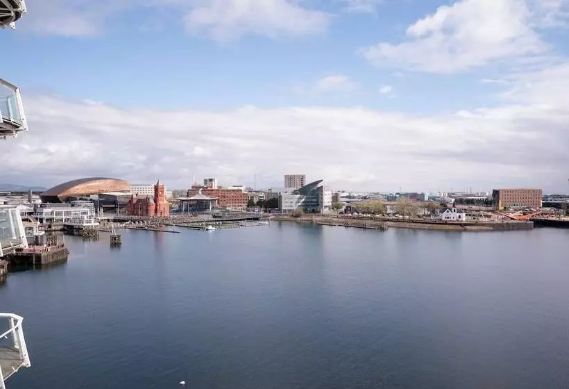 اتاق استاندارد برای معلولان, Voco St. David S Cardiff, An Ihg