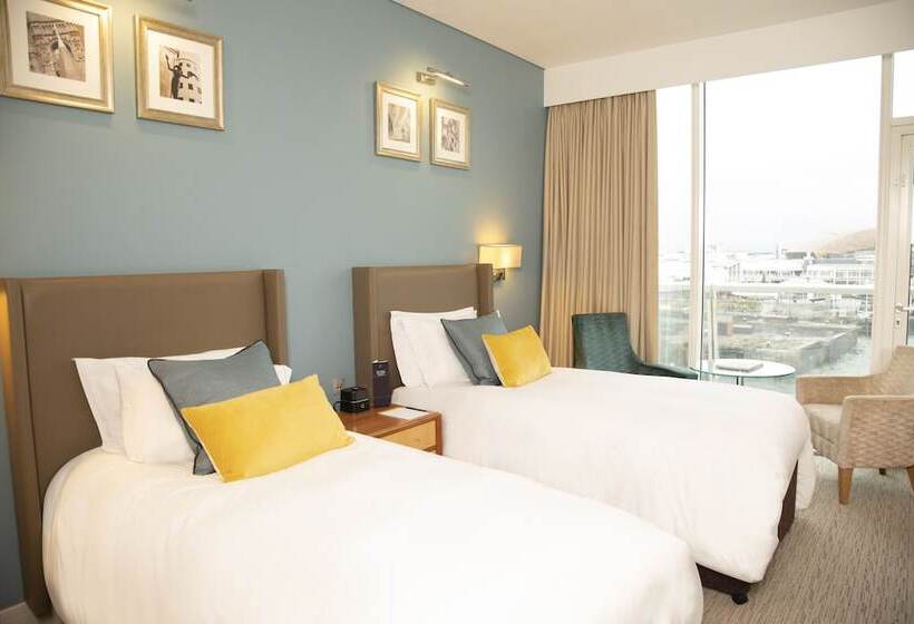 Номер Стандарт Адаптированный для Инвалидов, Voco St. David S Cardiff, An Ihg