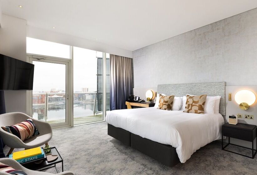 小型套房, Voco St. David S Cardiff, An Ihg