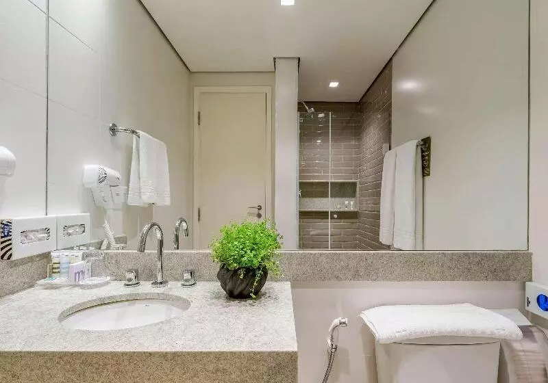 Superior-huone, Mercure Sao Paulo Moema