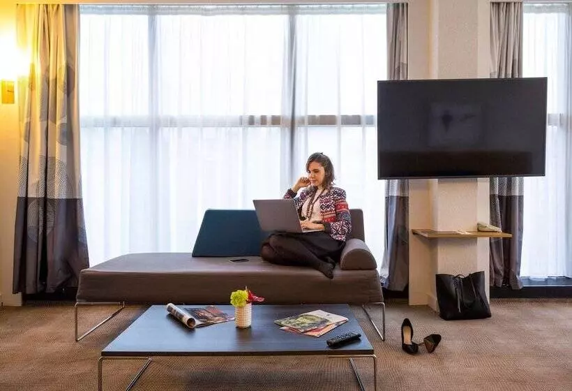 سوییت سوپریور, Novotel Geneve Centre