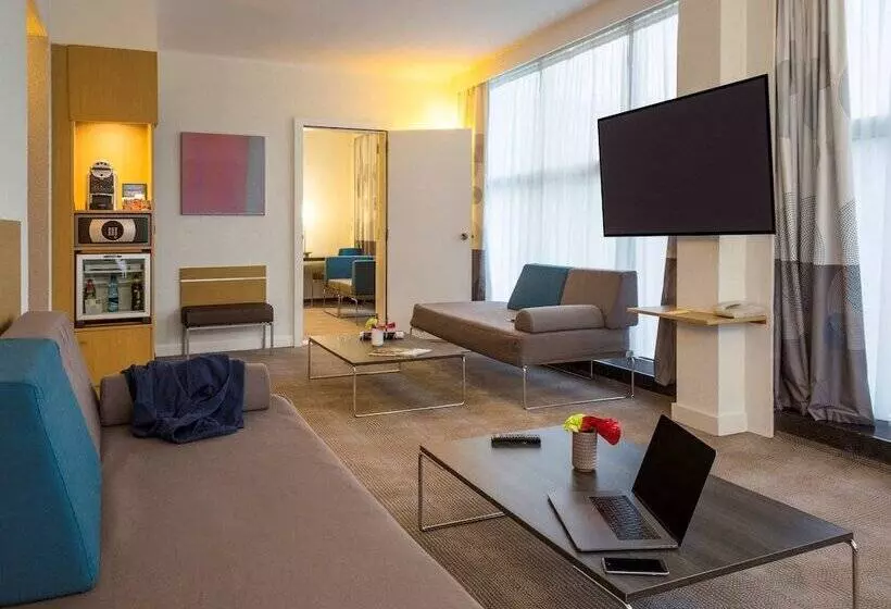 سوییت سوپریور, Novotel Geneve Centre