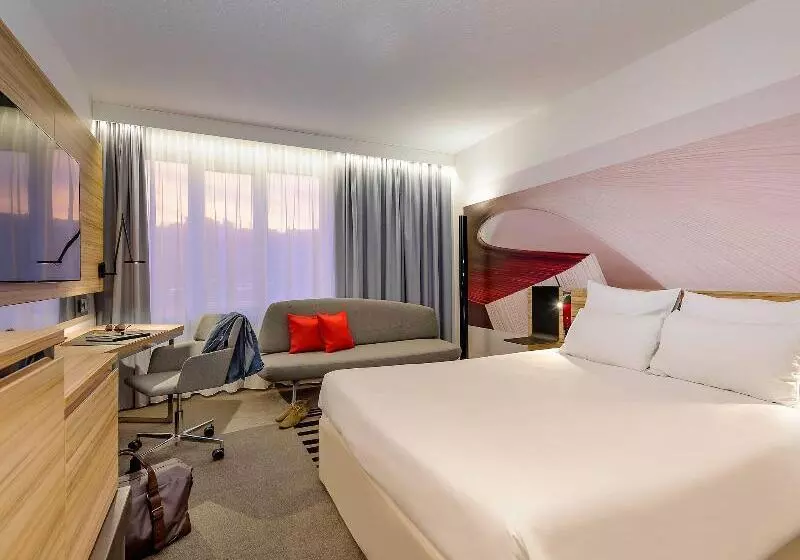 スタンダードトリプルルーム, Novotel Köln City
