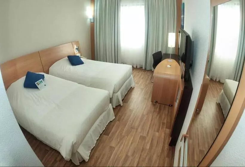 スーペリアールーム, Novotel Porto Alegre Tres Figueiras