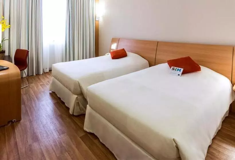スーペリアールーム, Novotel Porto Alegre Tres Figueiras