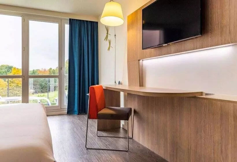 景色の見えるスーペリアルーム, Novotel Senart Golf De Greenparc