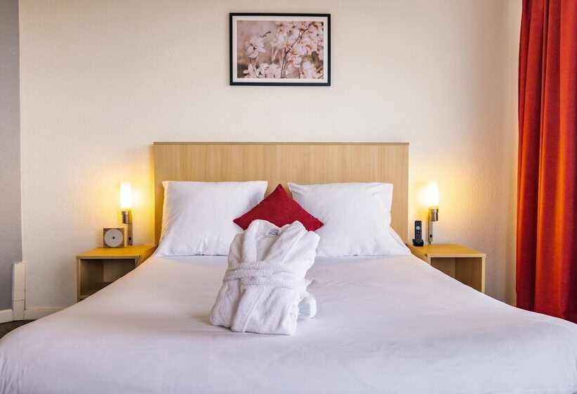 Люкс с Балконом, Novotel Senart Golf De Greenparc