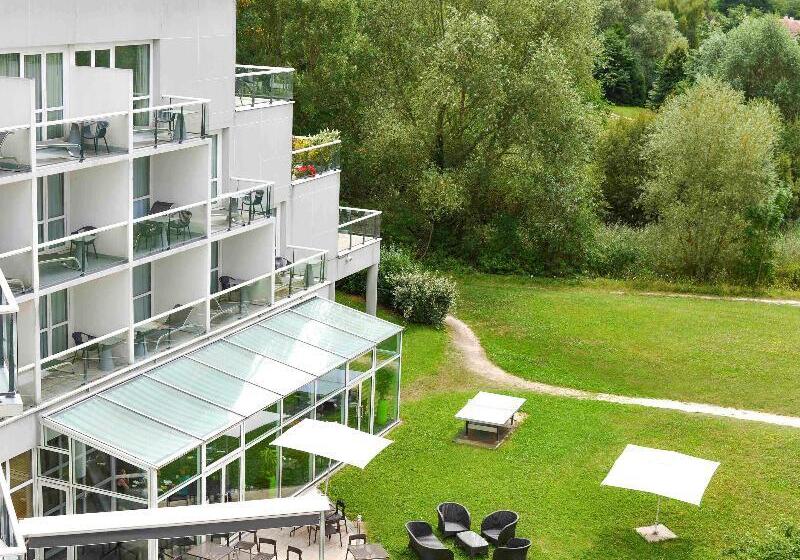 Номер Superior с Видом, Novotel Senart Golf De Greenparc