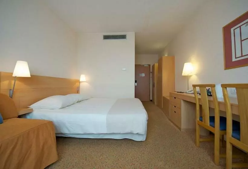 اتاق استاندارد, Novotel Torino Corso Giulio Cesare