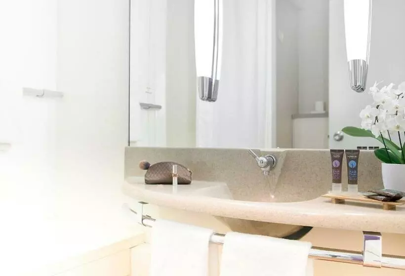 اتاق استاندارد, Novotel Torino Corso Giulio Cesare