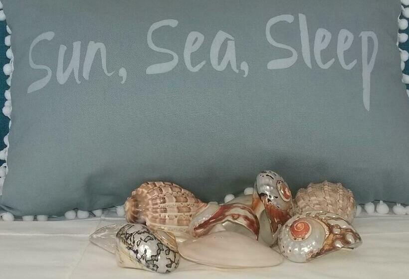 غرفة ديلوكس مطلّة علي البحر, Wave Dancer