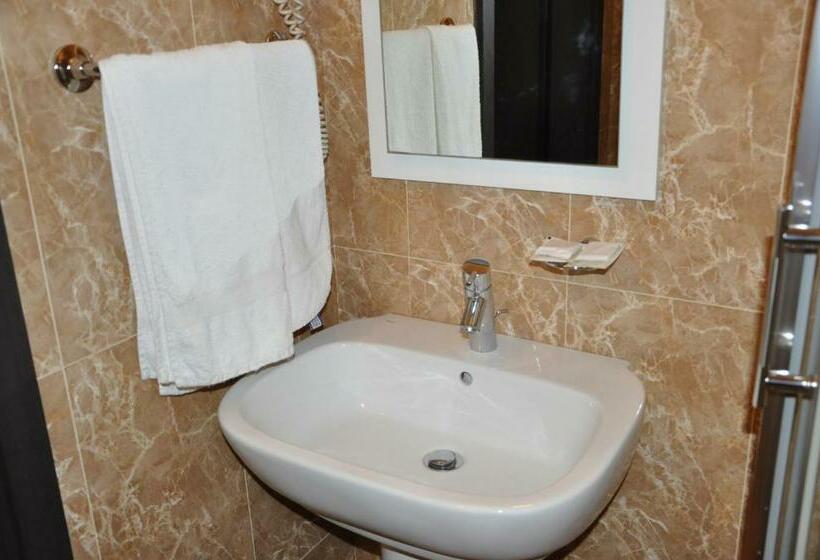 Habitació Superior, Light House