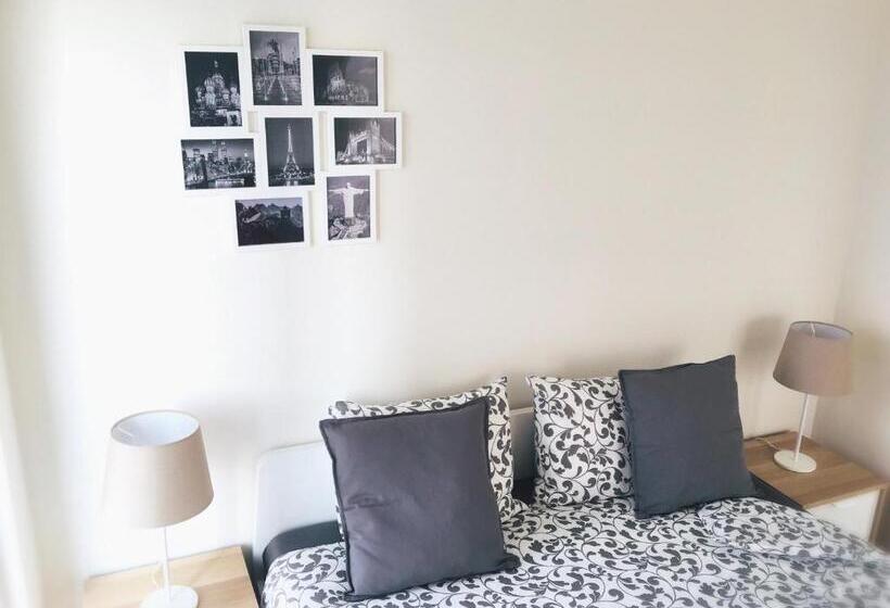 آپارتمان 2 خوابه, Mdm Sky Apartments