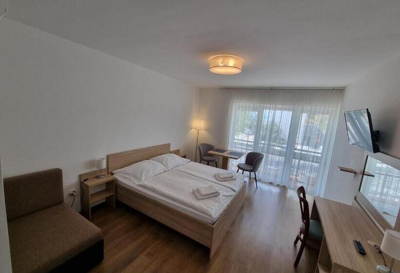 Pokój Standard, ádám Apartmanház