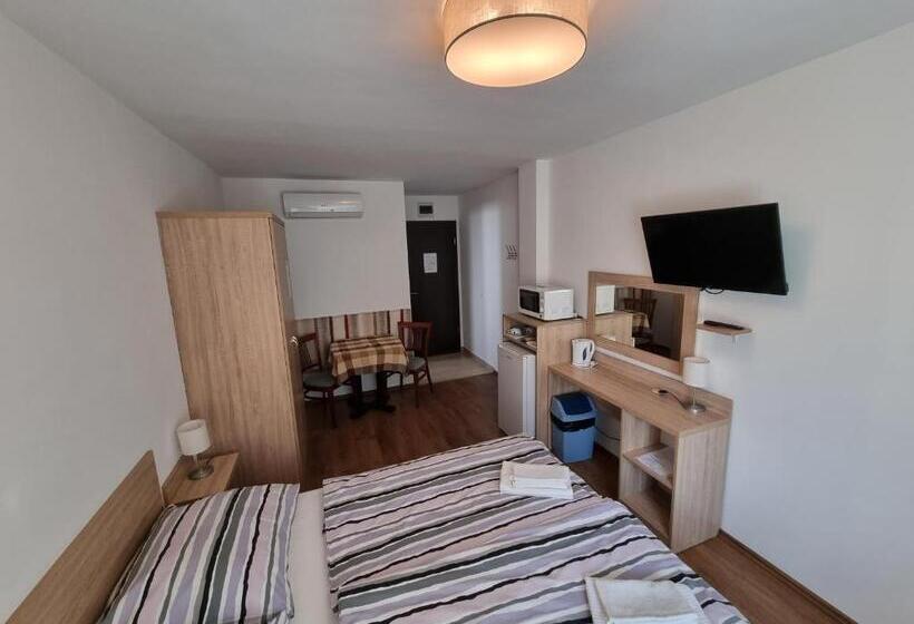 Pokój Standard Widok Ogród, ádám Apartmanház