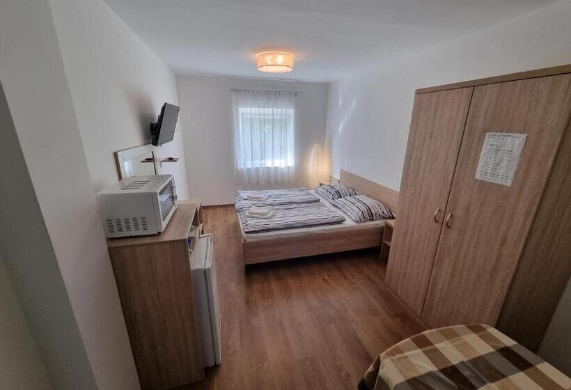 Pokój Standard Widok Ogród, ádám Apartmanház