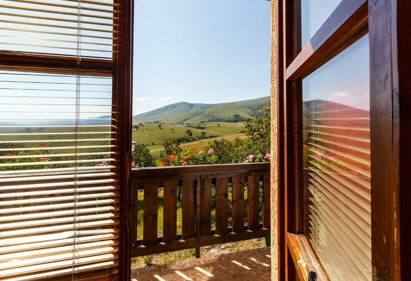 اتاق استاندارد با چشم‌انداز, Guest House Vila Djokic