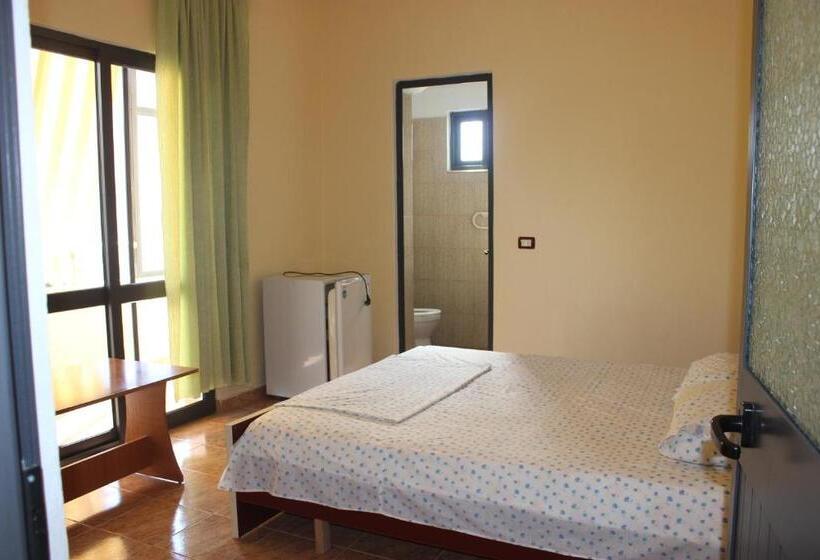 Номер Deluxe, Haka Guesthouse