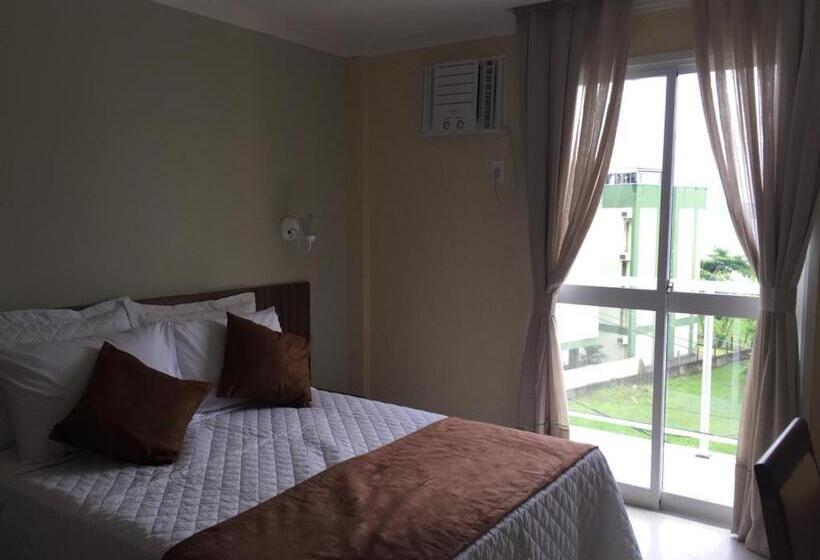 חדר סטנדרט לשלושה עם מרפסת, Pousada Reserva Do Sahy