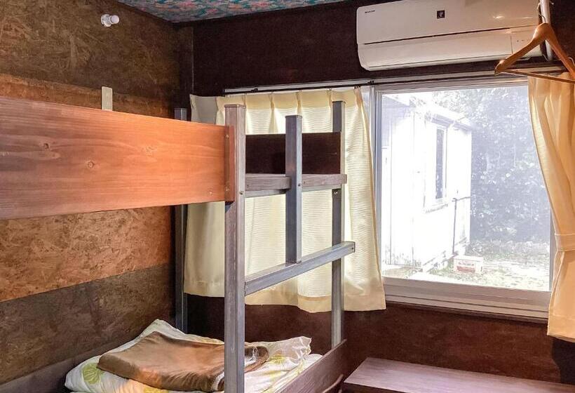 חדר סטנדרט עם מיטת קומתיים, Sesoko Island Guest House Kafuu Village