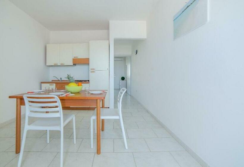 Апартаменты 1 Спальня Вид на Море, Spiaggia Bianca Apartments