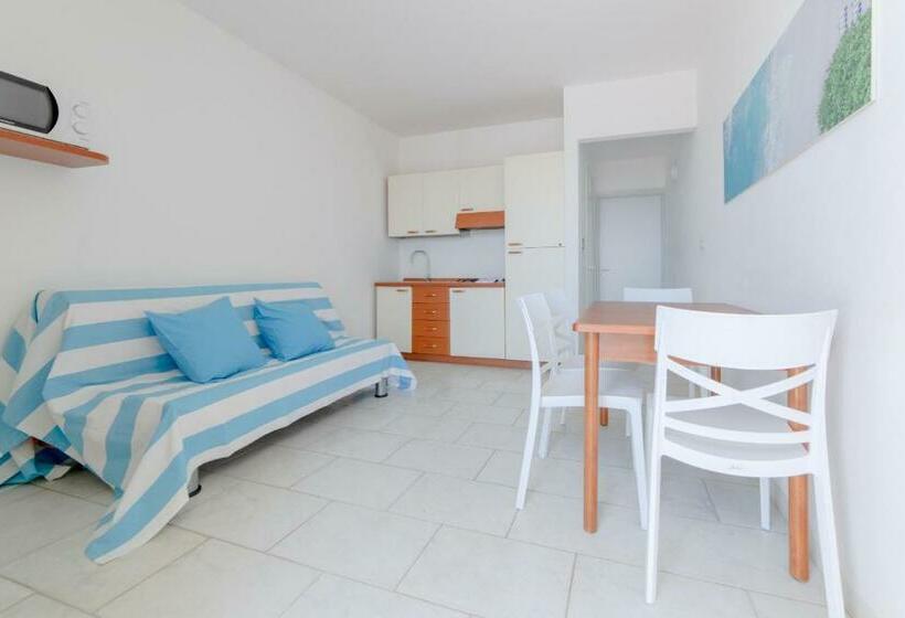 דירת חדר נוף לים, Spiaggia Bianca Apartments