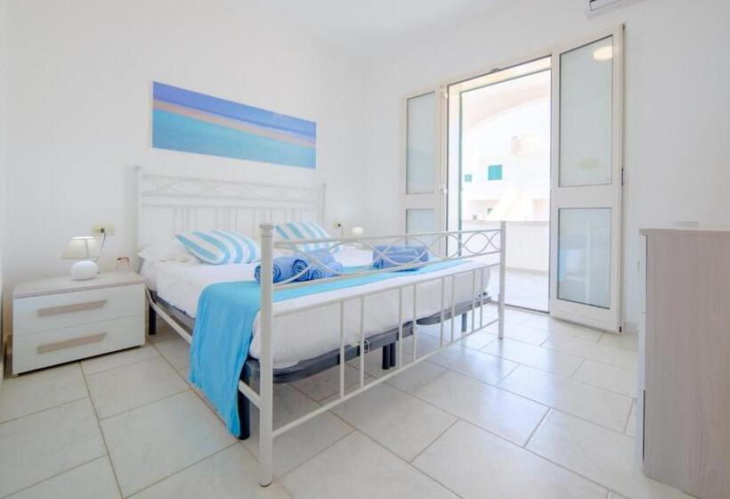 דירת חדר עם טרסה, Spiaggia Bianca Apartments