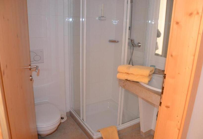 شقة ديلوكس غرفتين نوم, Appartement Hotel Sonneck