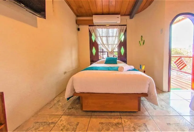Perhehuone, Casa Del Lago Lodging House