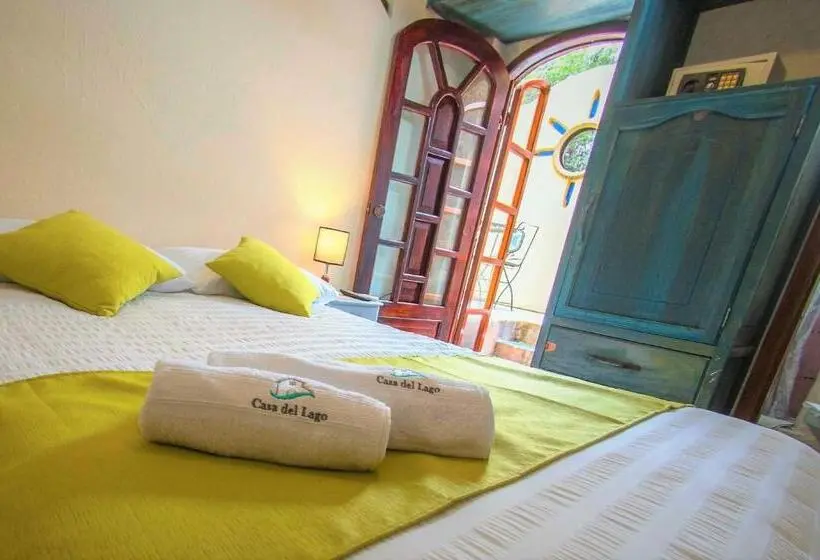 Comfort Kolmen Hengen Huone, Casa Del Lago Lodging House