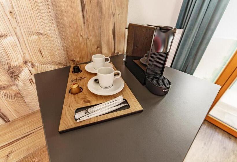 Номер Стандарт с Балконом, Landhaus Hubertus Wellness & Breakfast