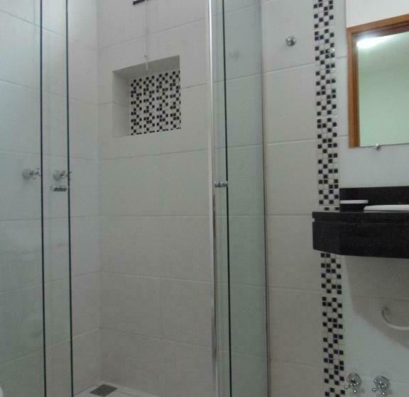 اتاق استاندارد چهار تخته, Cantinho Delmar