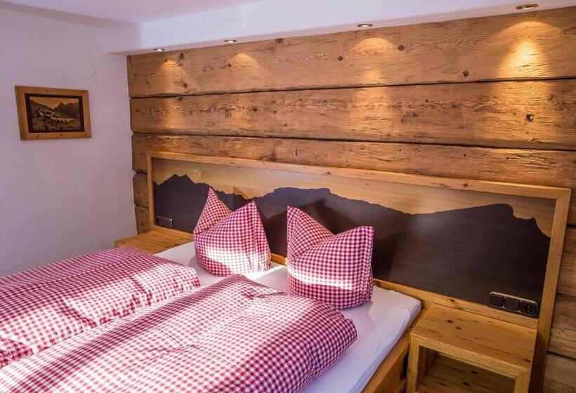 Comfort room with balcony, Gästehaus Fritz