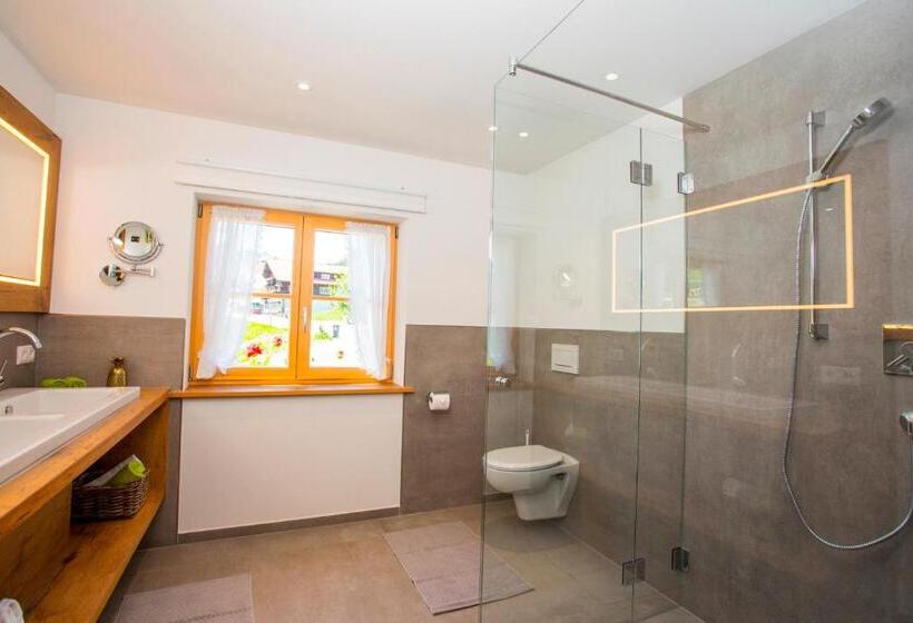 带阳台套房, Gästehaus Fritz