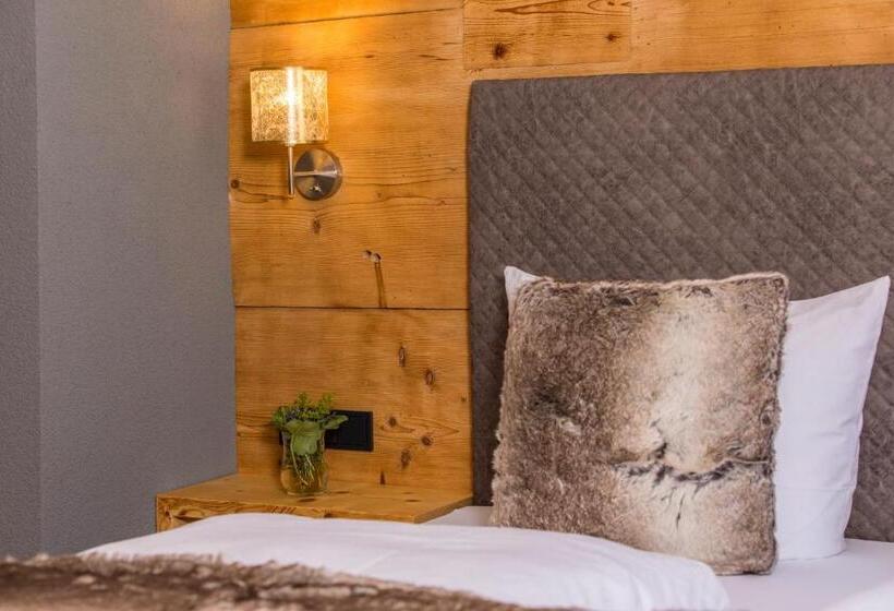 带阳台套房, Gästehaus Fritz