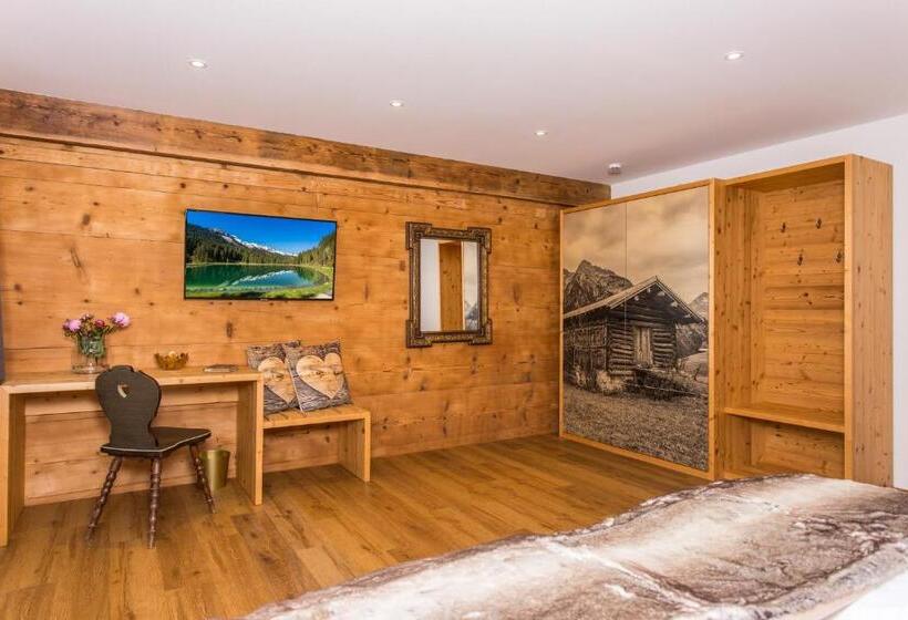 带阳台套房, Gästehaus Fritz