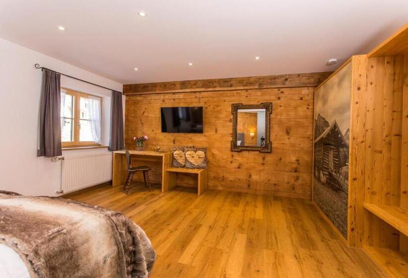 带阳台套房, Gästehaus Fritz