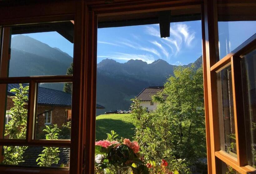 带阳台套房, Gästehaus Fritz