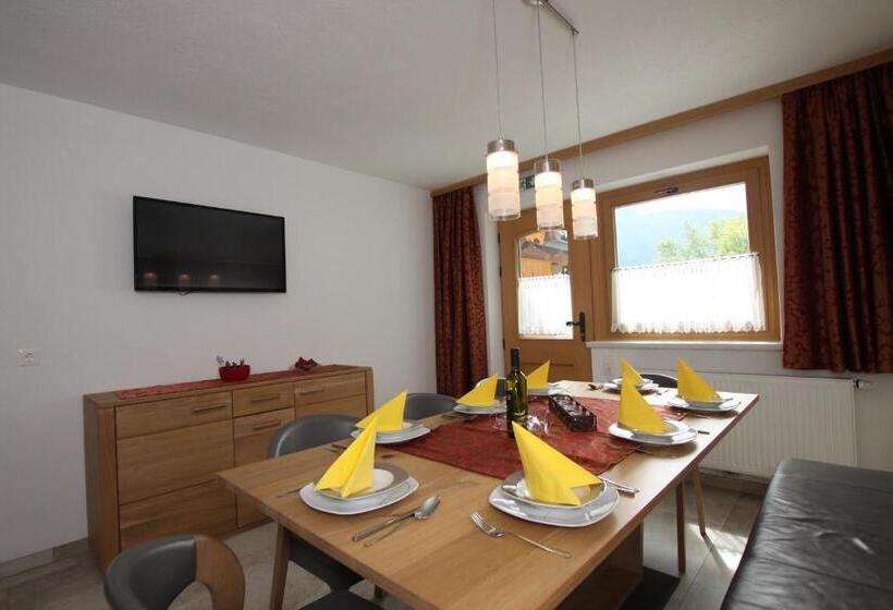 Apartament 3 Dormitoris, Landhaus Granat