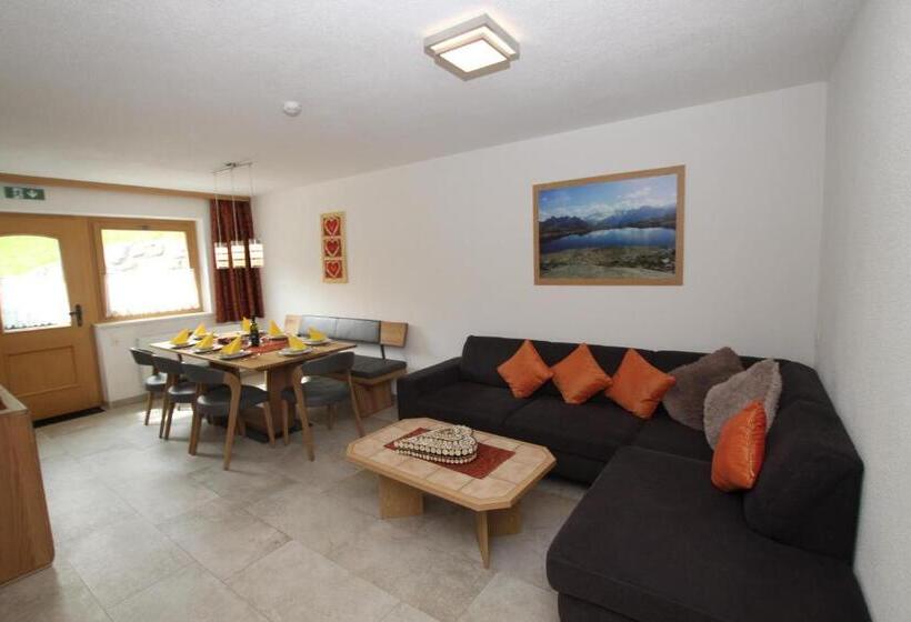 Apartament 3 Dormitoris, Landhaus Granat