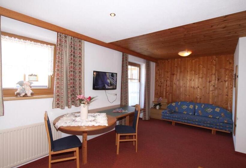 Habitació Estàndard amb Balconada, Landhaus Granat