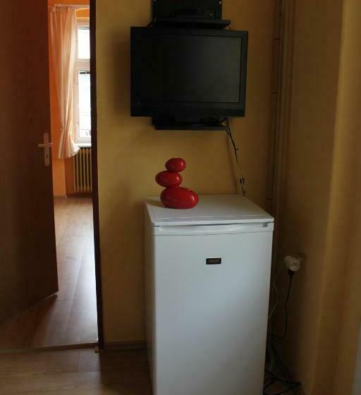 דירת חדר, Pension Vidhous 1