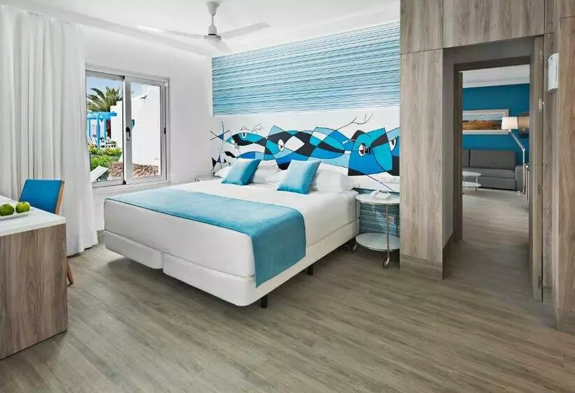 سوئیت جونیور خانوادگی, Elba Lanzarote Royal Village Resort