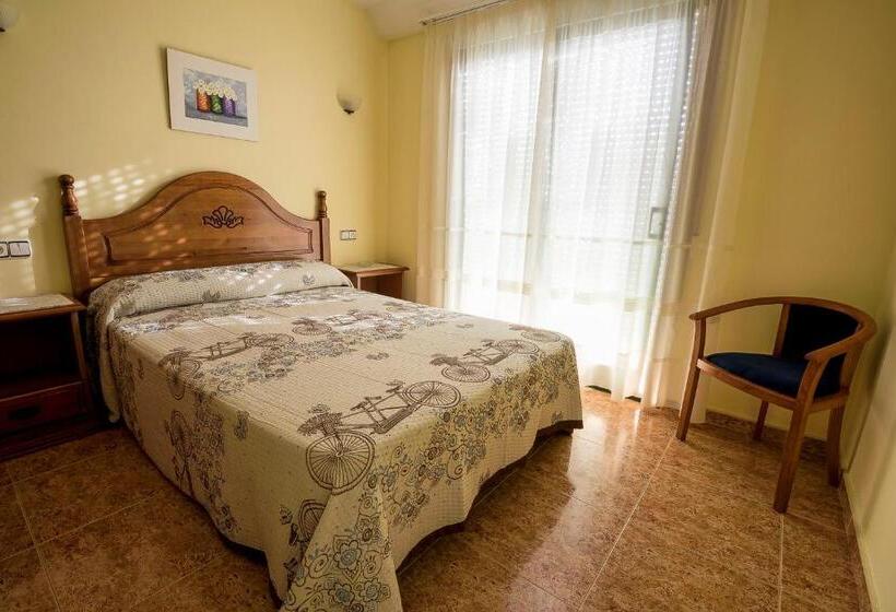 اتاق استاندارد, Hostal O Camouco