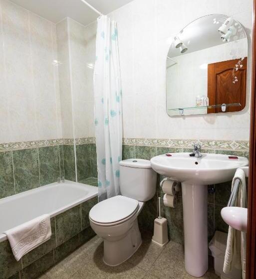 اتاق استاندارد, Hostal O Camouco