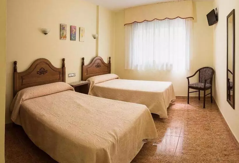 Economy-huone, Hostal O Camouco
